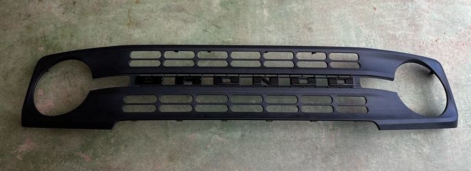 2021-2024 Ford Bronco Front Center Grille W/Black Logo OEM