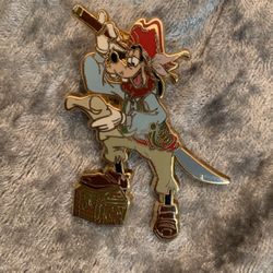 Pirate Goofy Disney Pin