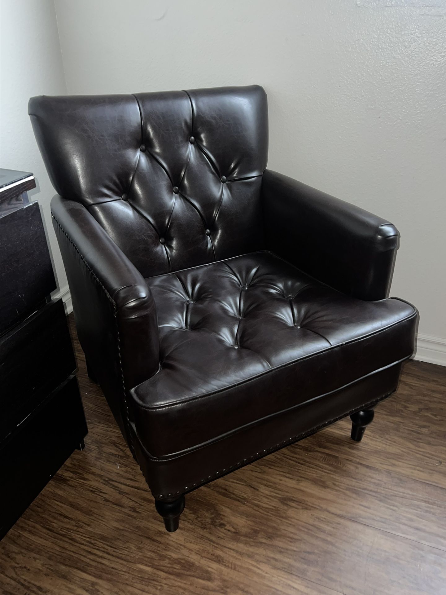 Leather Chair Dark Brown