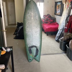 Surfboard 6ft Quad Fin. 