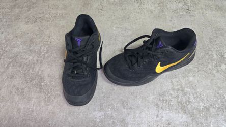 Nike Kobe Low-Top Sneakers Black Gold Purple