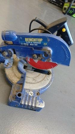 Benchtop 8-1/4-in compound miter saw