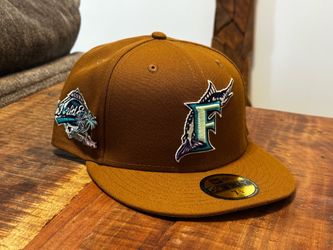 Florida Marlins Fitted Hat “South Beach” 7 1/4