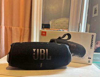 JBL charge 6