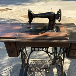 Antique Singer Sewing Machine 