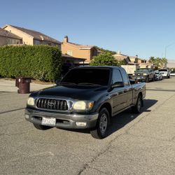 Toyota Tacoma 2003