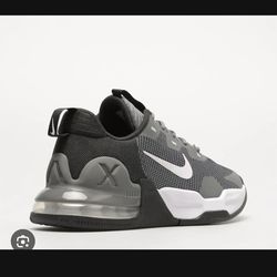 Nike alpha 5