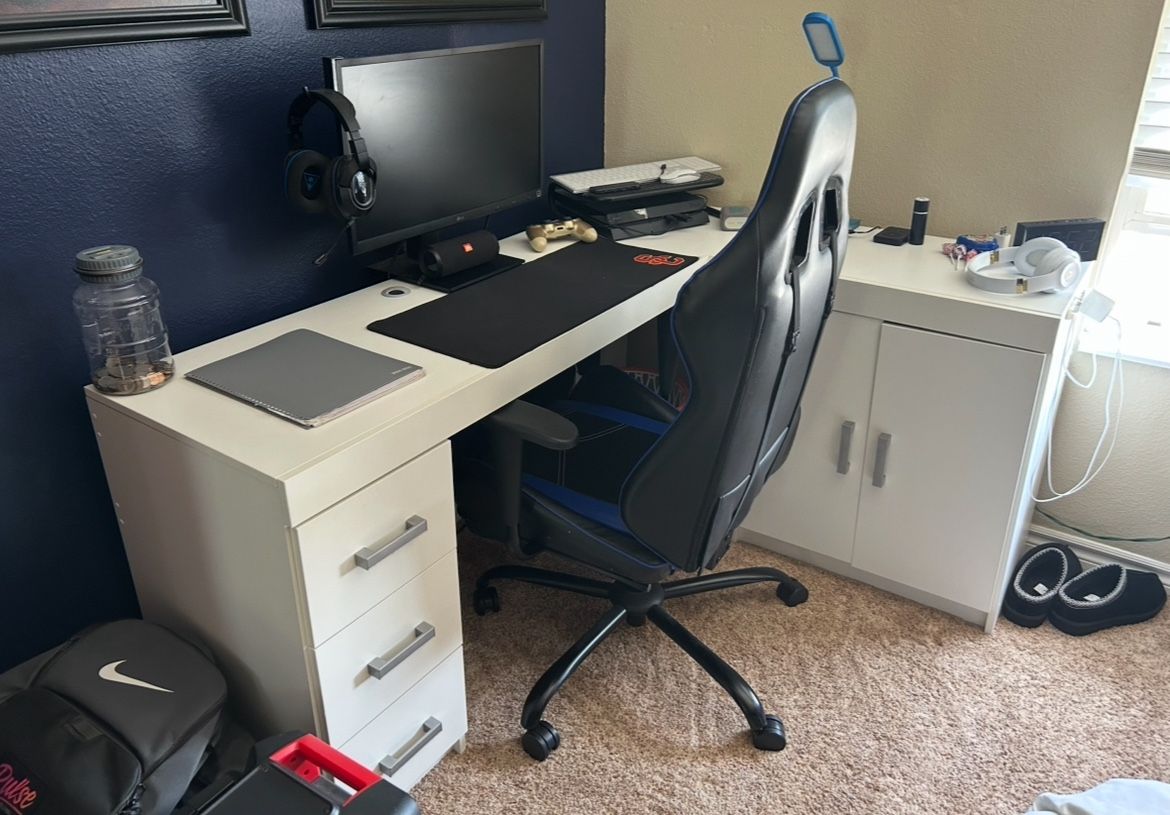 White Computer desk - L shape