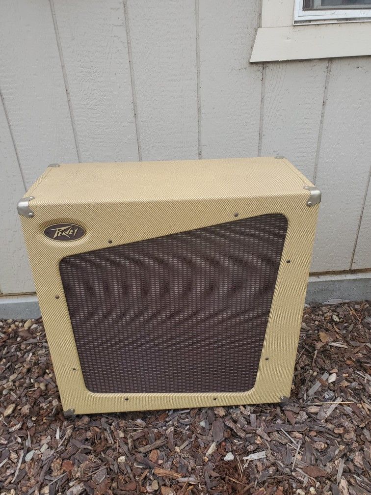 Peavey 212 Classic With Blue Marvel Speakers