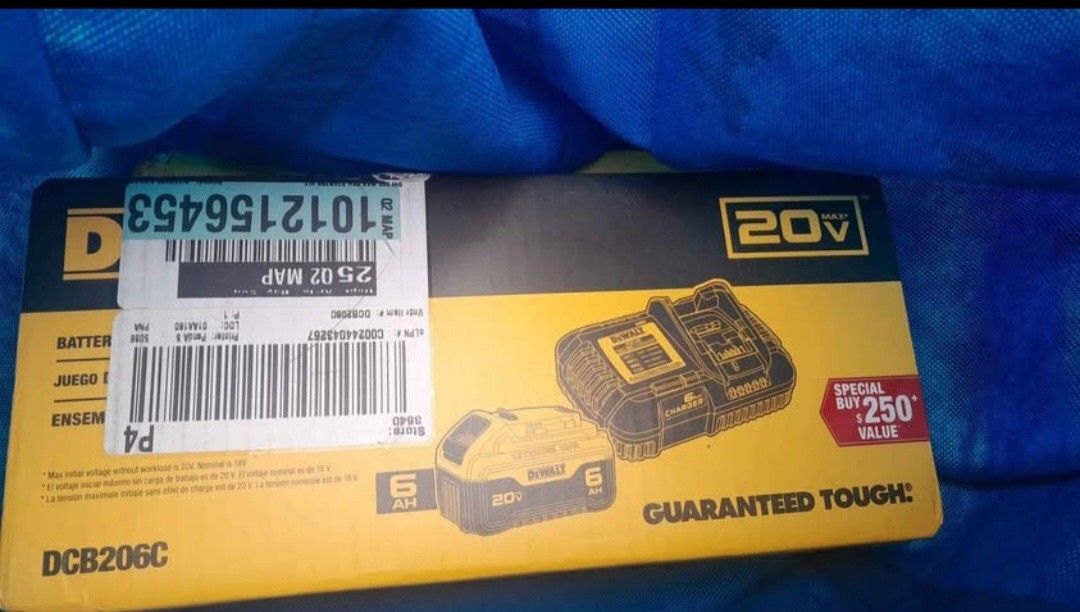 Dewalt 20V Battery&Charger Kit