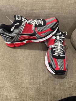 Nike Vomero 5