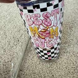 New - Best Mom Tumbler