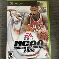 NCAA March Madness 2004 (Xbox) – EA Sports – Complete with Manual
