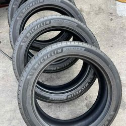 4 Michelin Primacy All Season 235/45/18 ( 98 W )