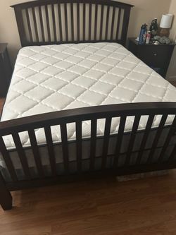 Crown mark full bed frame