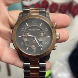 Sexy Men’s Mk Watch
