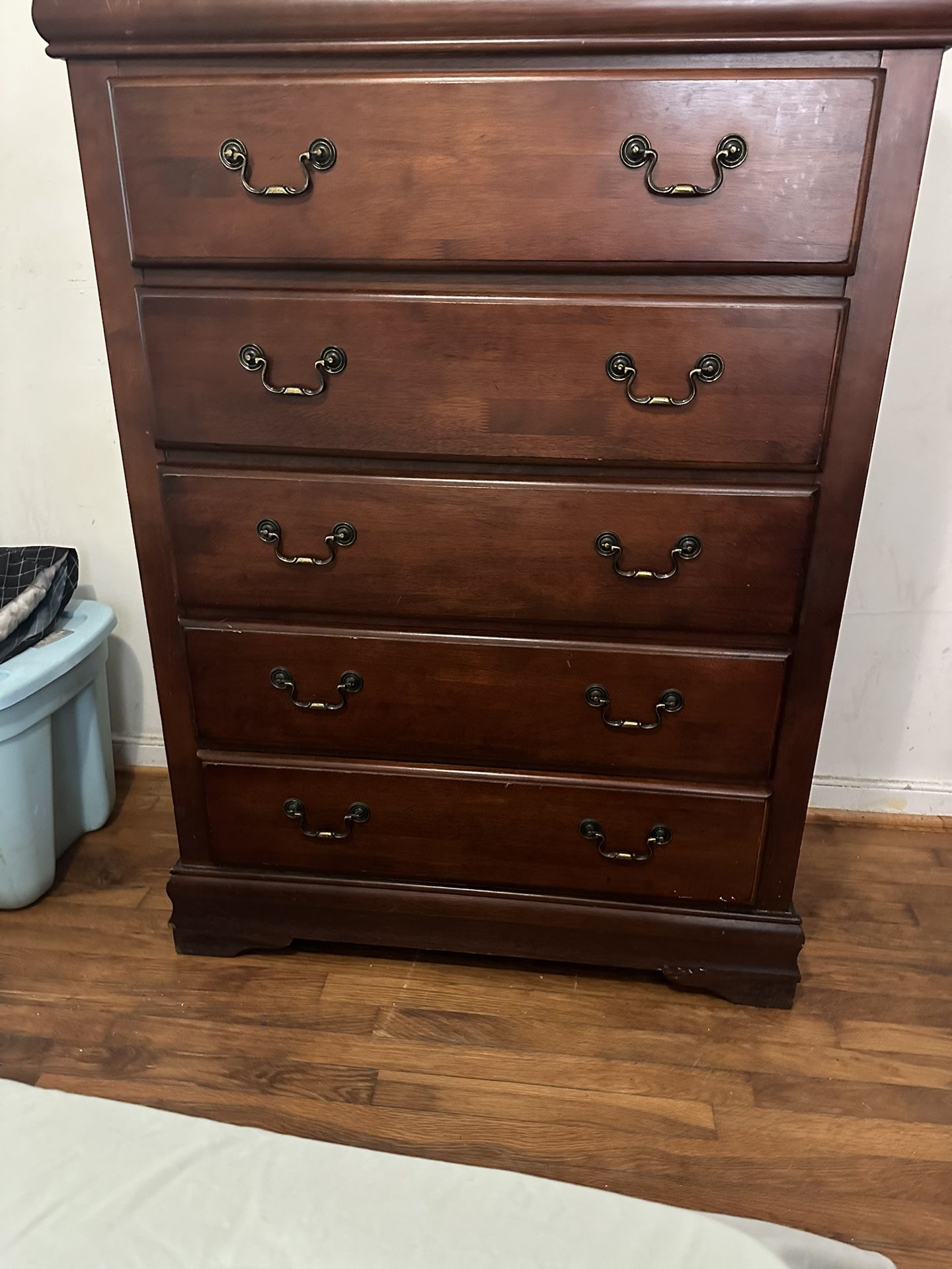 Bedroom Set For Sale
