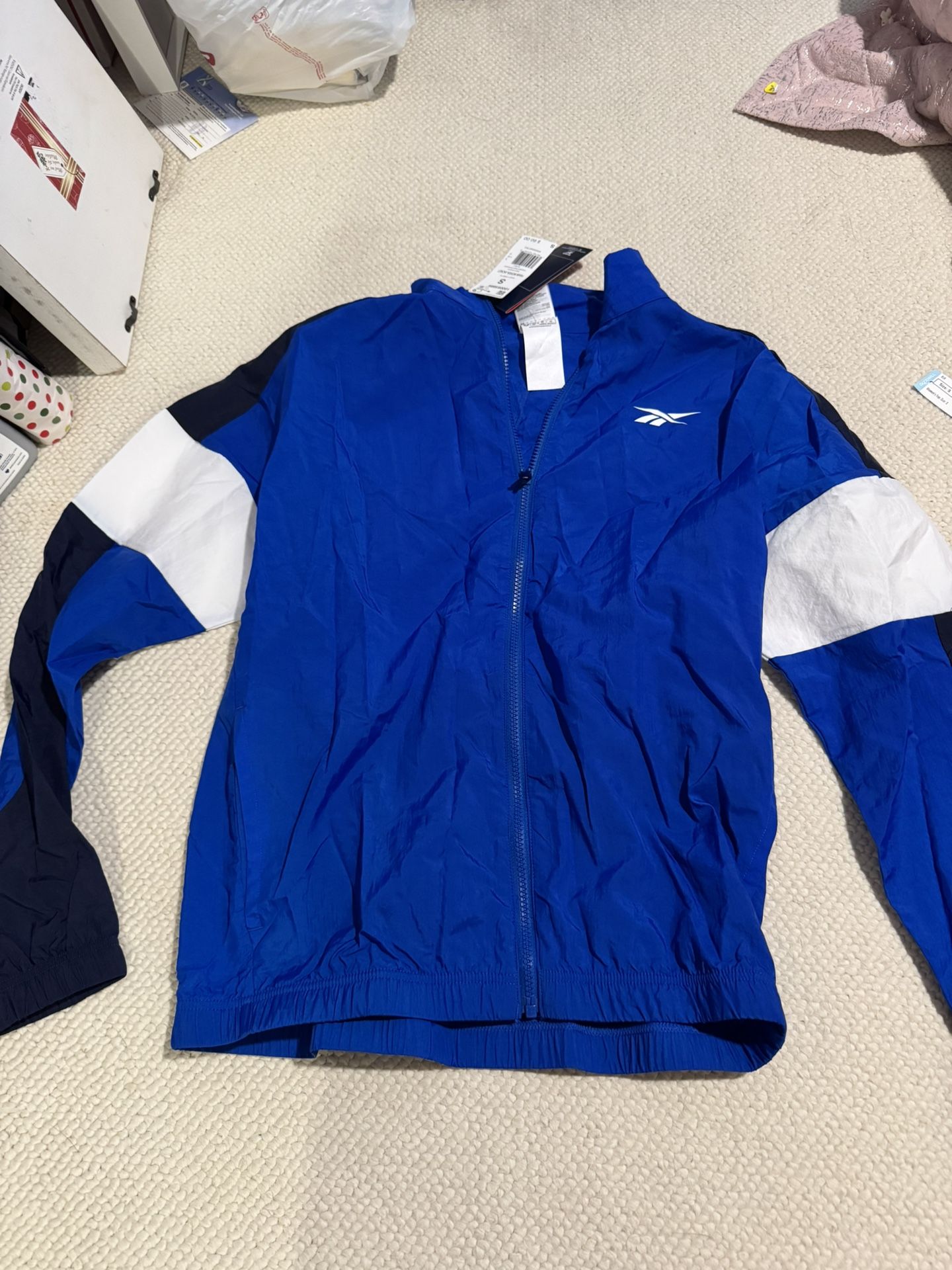 New Men’s Small Reebok Train Woven Light Jacket 