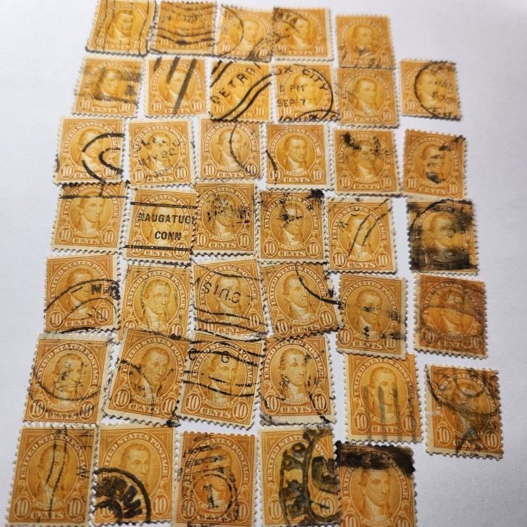 #2407, LOT OF JAMES MONROE 10 CENTS US STAMP. 40 STAMPS