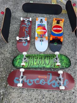 Complete skateboards and accessories