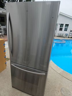 Hisense fridge