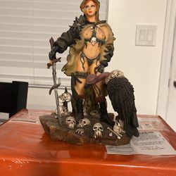 Figurine
