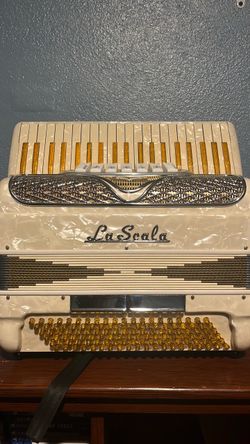 Lascala Classic Piano Accordion