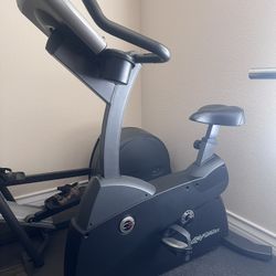 Life Fitness C3 Lifecycle Exercise Bike