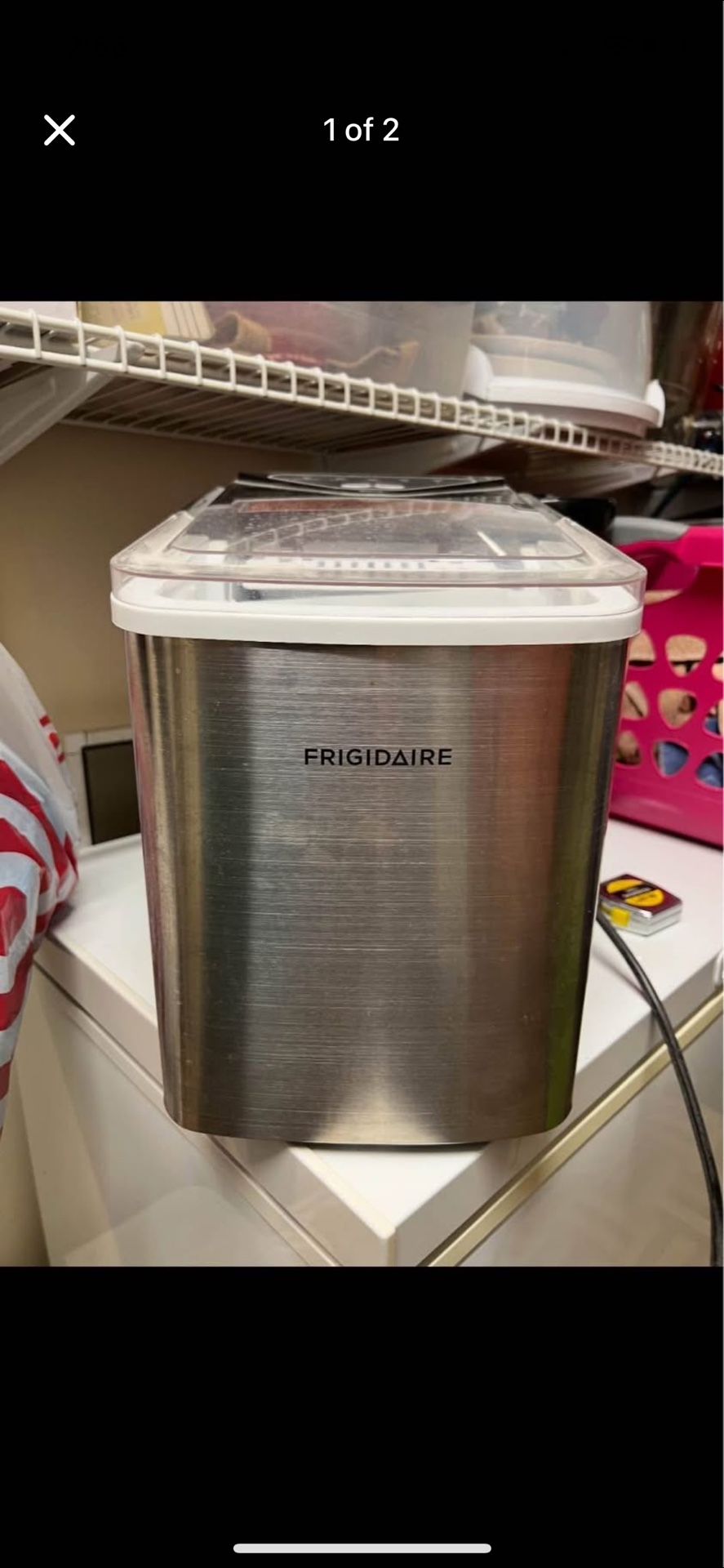 Frigidaire icemaker in excellent condition