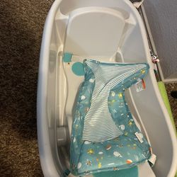 Infant Comfy Clean Deluxe Newborn to Toddler Baby Bathtub (Gray)