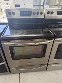 Frigidaire Gallery Electric Range Stainless Steel