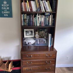 Wood dresser  30 X 48 with hutch in good condition $30obo