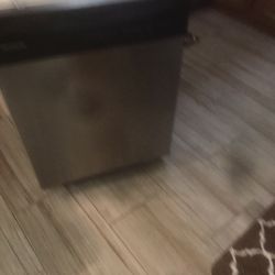 Dishwasher $150