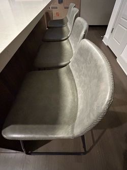 4 Counter Stool Chairs