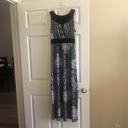 Petite S Maxi dress