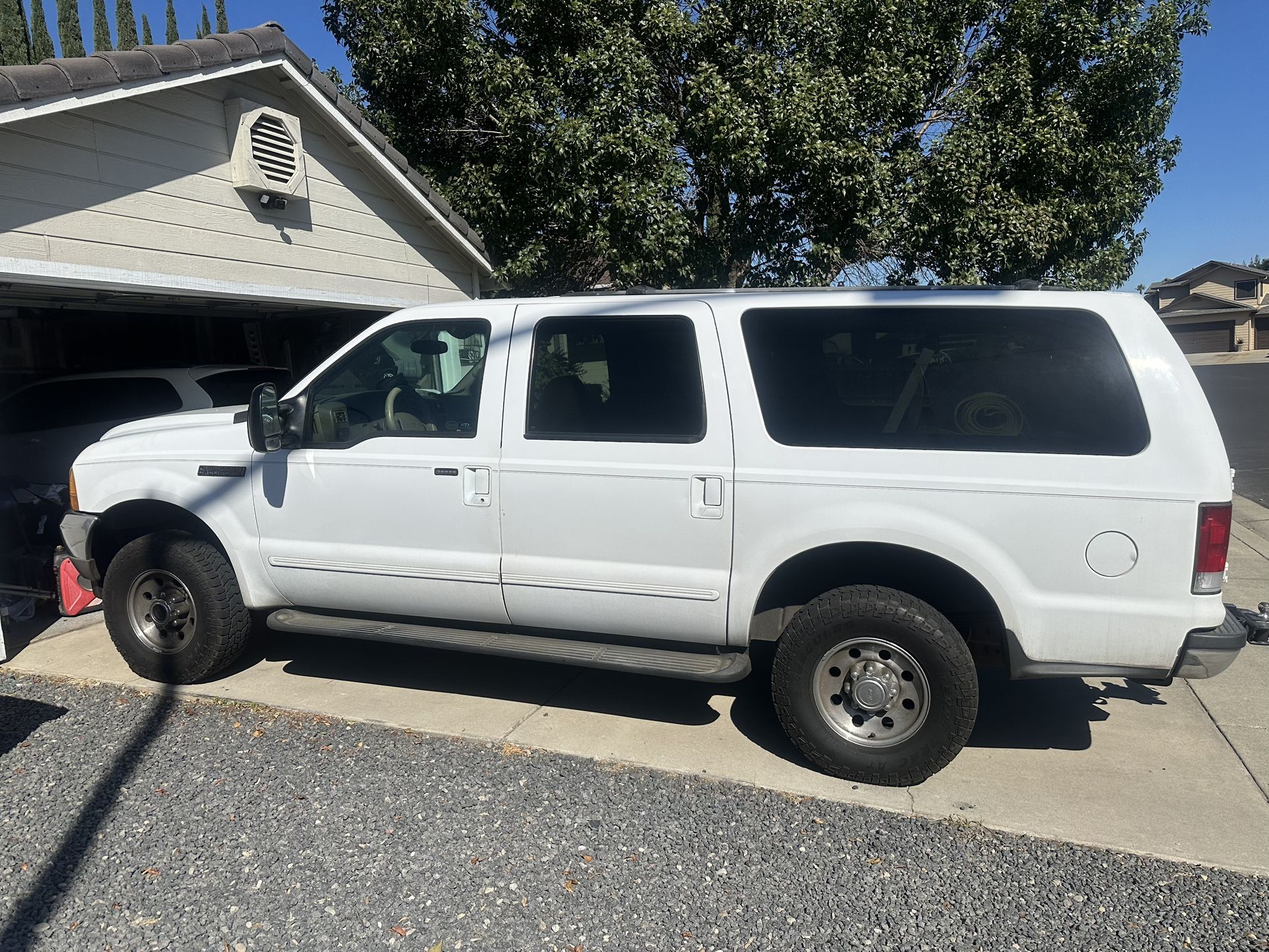 2000 Ford Excursion