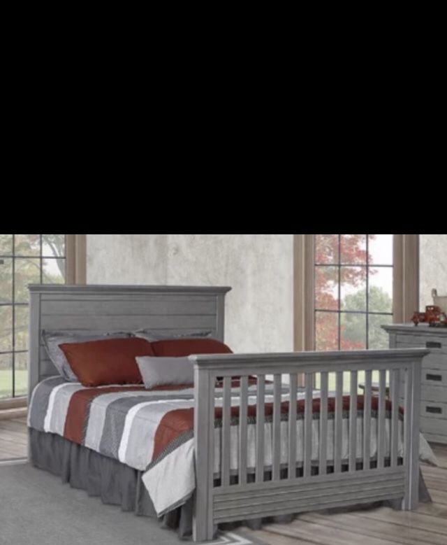 Waverly Panel in Convertible Crib See More by Evolur