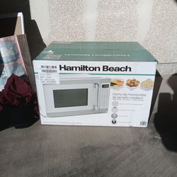 Microwave BRAND NEW IN BOX