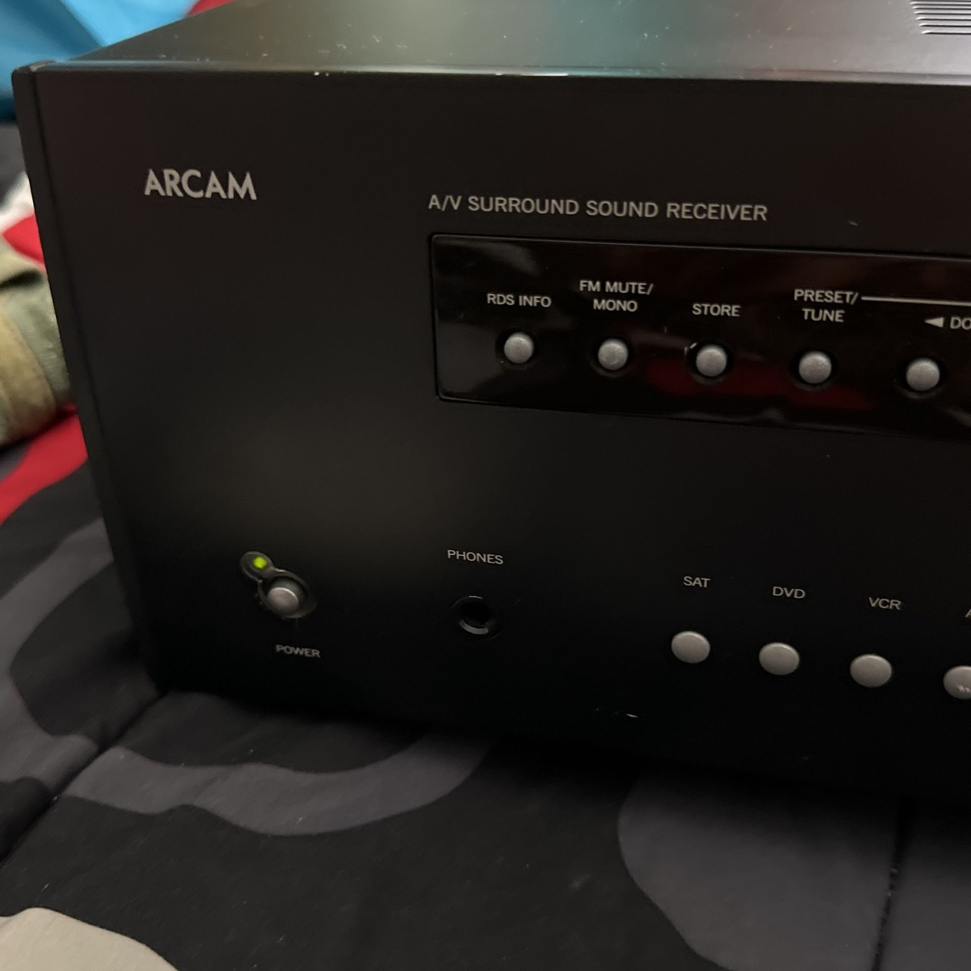 ARCAM AVR200 Receiver