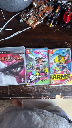 3 games, 2 for the switch, and one for ps3
