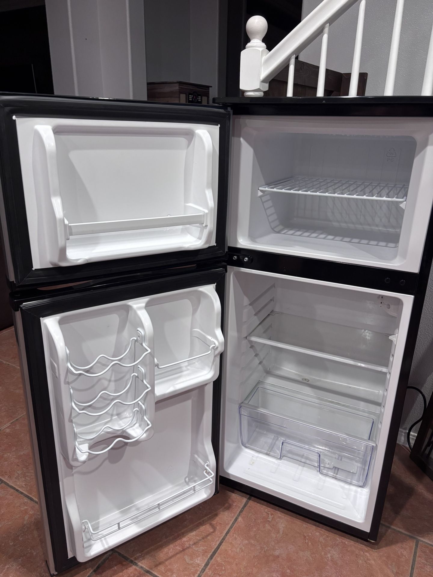 Mini Fridge W/ Freezer