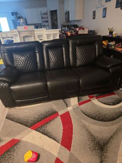 Recliner couch