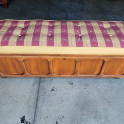 Lane AltaVista Cedar Chest