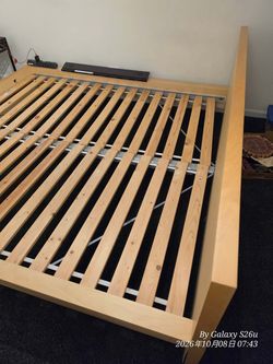 Free king size bed and mattress