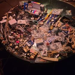 JEWELRY LOT