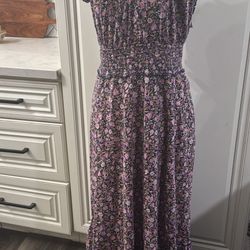 Old Navy Woman Maxi Dress 