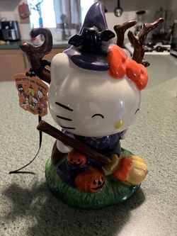 Hello Kitty Halloween Witch Ceramic Figurine