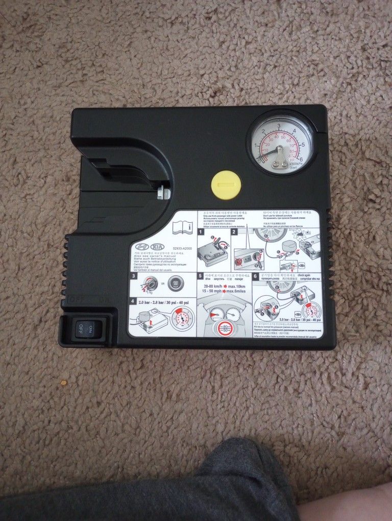 Genuine Hyundai/Kia Compressor For Flat Tire