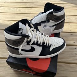 Air Jordan 1  Dark Mocha