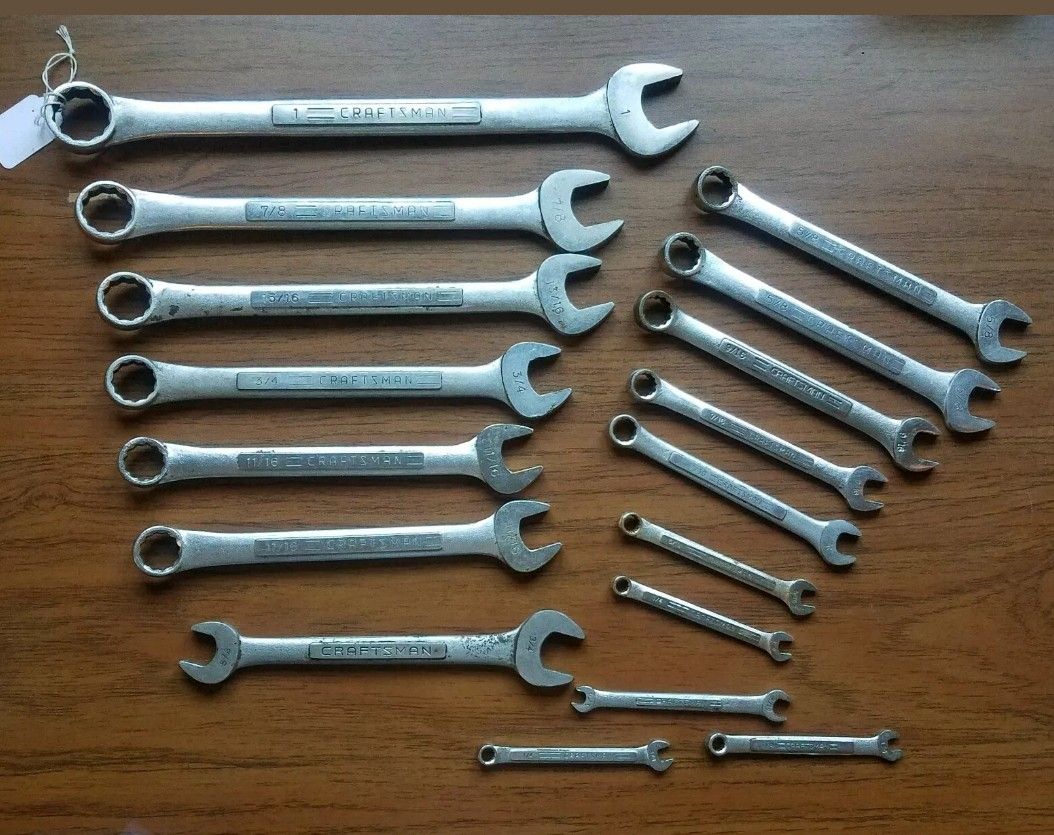 17 Piece Craftsman wrench set Lot 4